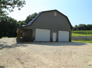 48010 240th Street, Pittsfield, IL 62363