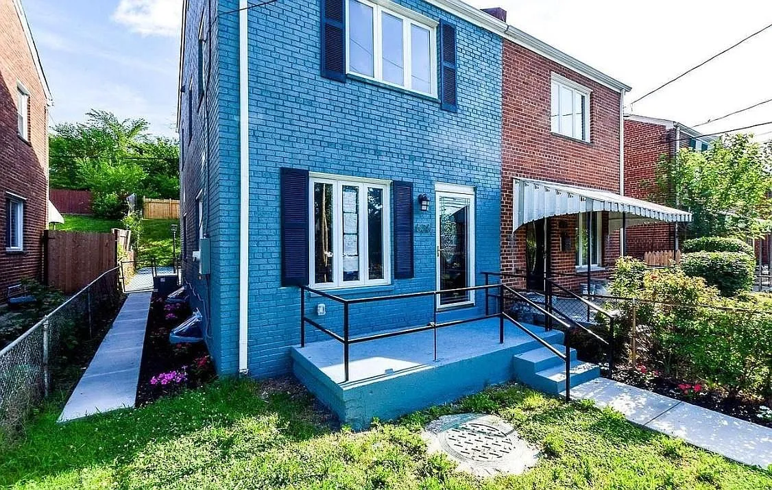 636 Brandywine St SE #A photo 1