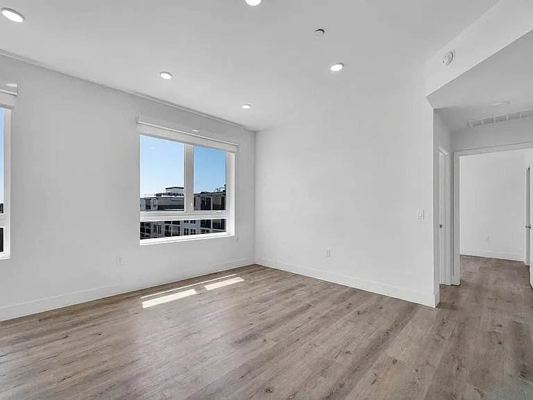 845 S Saint Andrews Pl — Photo 20