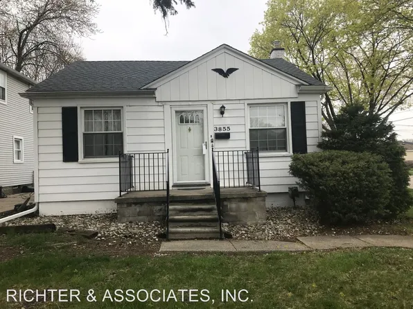 3855 Jackson St, Dearborn, MI 48124