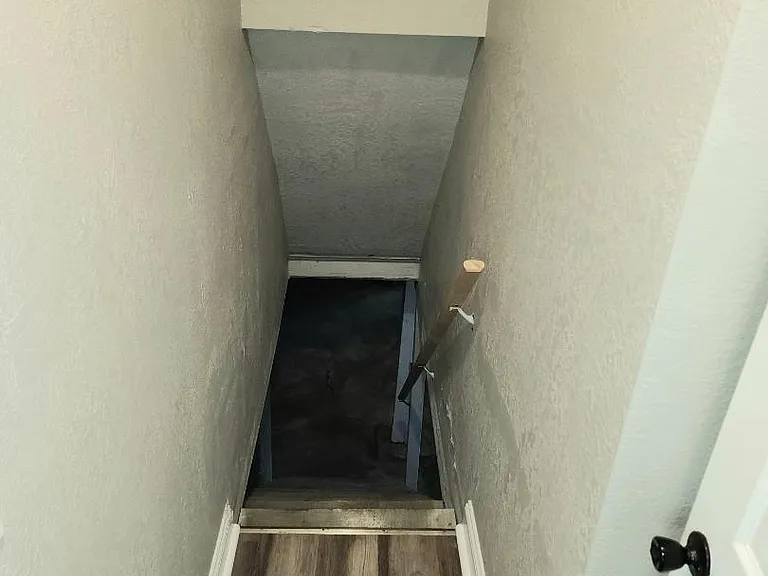 Unit Photo