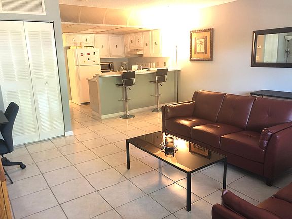 3rd image of 8604 NW 35th St APT 202