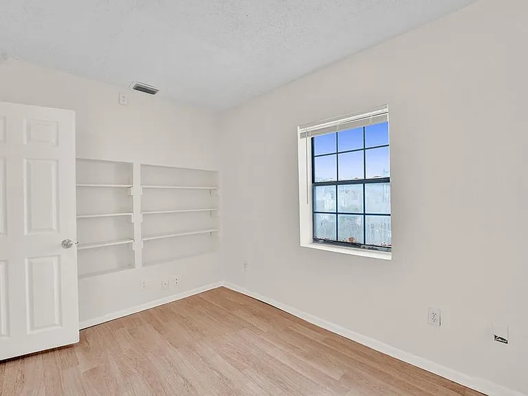 1313 Seaview — Photo 18