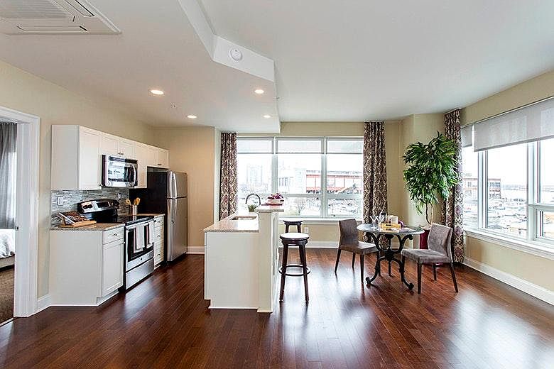 1st image of 220 N Columbus Blvd #606