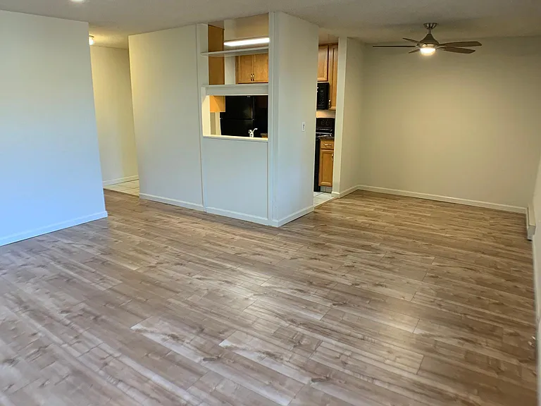 1411 El Camino Real #101 — Photo 5