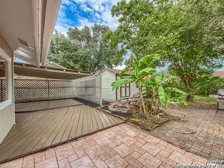 12426 Magnifico St — Photo 20