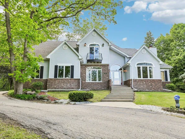 3115 Hawks Haven Trl, Deforest, WI 53532