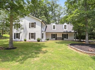 1204 Wind Hill Ln SW, Marietta, GA 30064