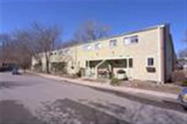 255 N Michigan 13-81 Lawrence, KS listing photo #1