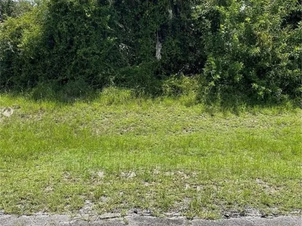 3031 Mockingbird Ln, Labelle, FL 33935