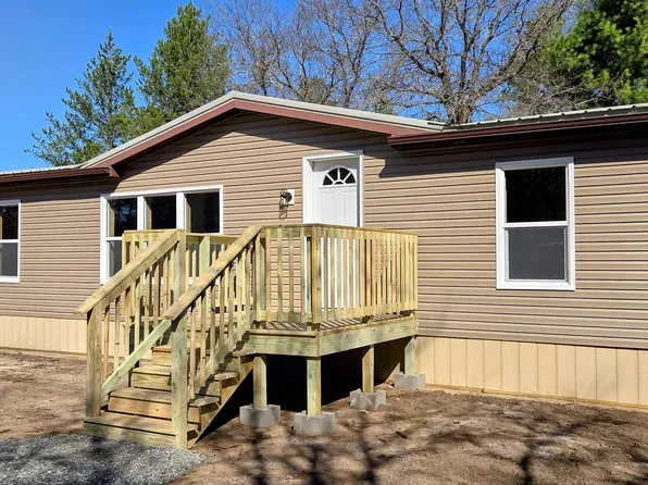 W10228 Vaudreuil Rd, Black River Falls, WI 54615