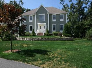 10 Sanford Rd, Chelmsford, MA 01824
