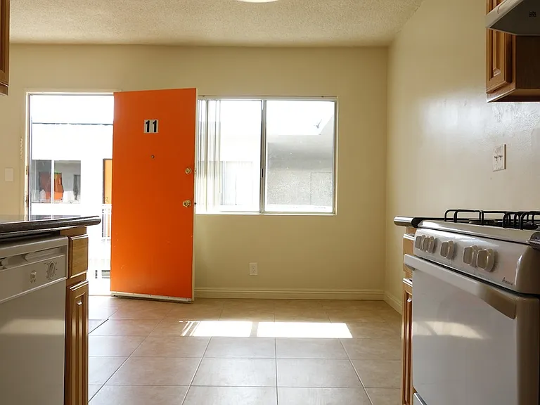 4641 La Mirada Ave #11 — Photo 1