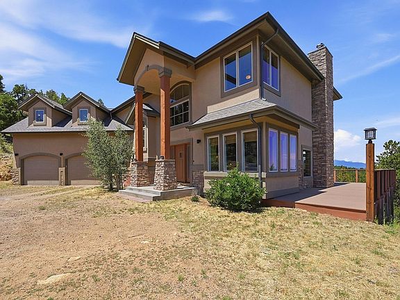 2nd image of 800 Divide View Dr