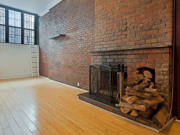 5th image of 324 Pearl St APT 1A