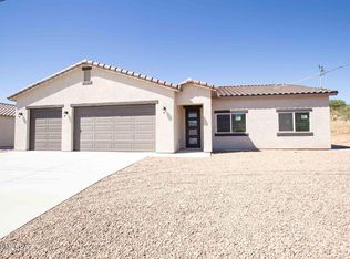 1824 Circulo Canada, Rio Rico, AZ 85648