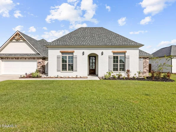 1305 Bayou Trce, Breaux Bridge, LA 70517