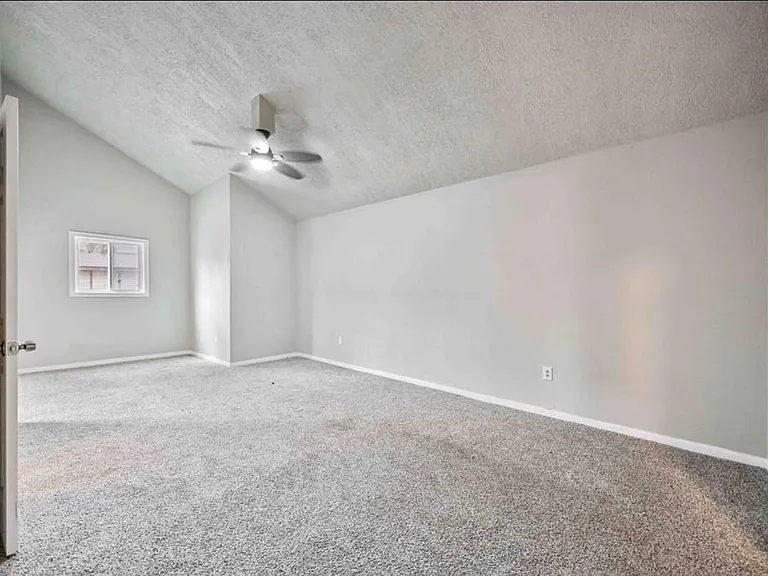 17843 S Cypress Villas Dr — Photo 14
