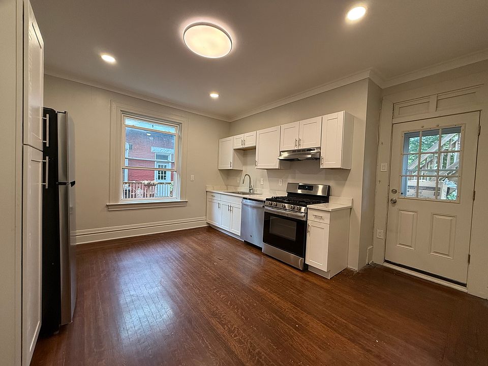 Kitchen - 1