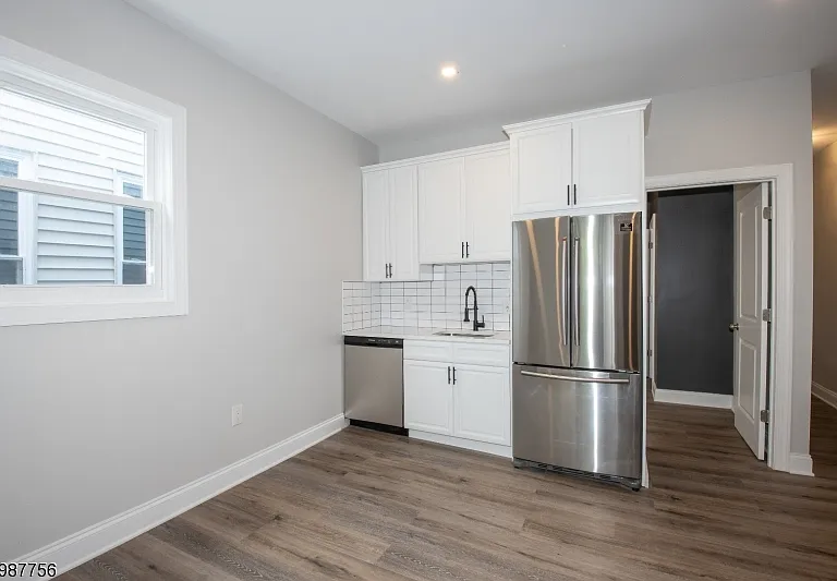 19 Northfield Ave #2R — Photo 3