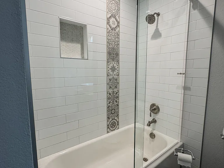 2901 Lee St #1 — Photo 15