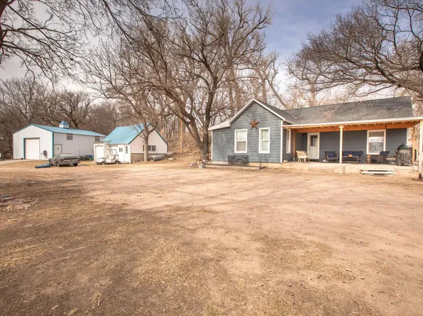 36353 Old Highway 34, Trenton, NE 69044