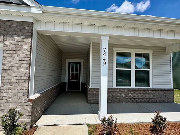 3rd image of 7449 Linda Vista Ln