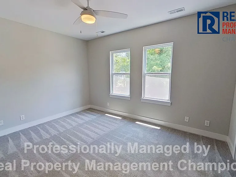 632 Brunswick St — Photo 15