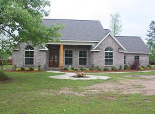 10 Palm Tree Loop, Petal, MS 39465