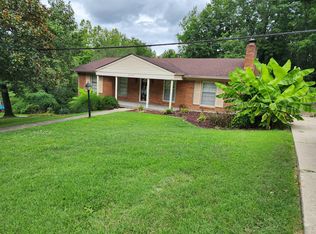 8114 Glimmer Way, Louisville, KY 40214