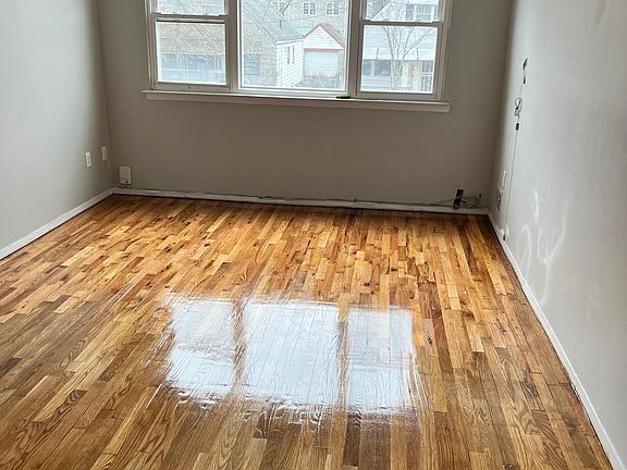 2nd image of 3136 Edson Ave Floor 1