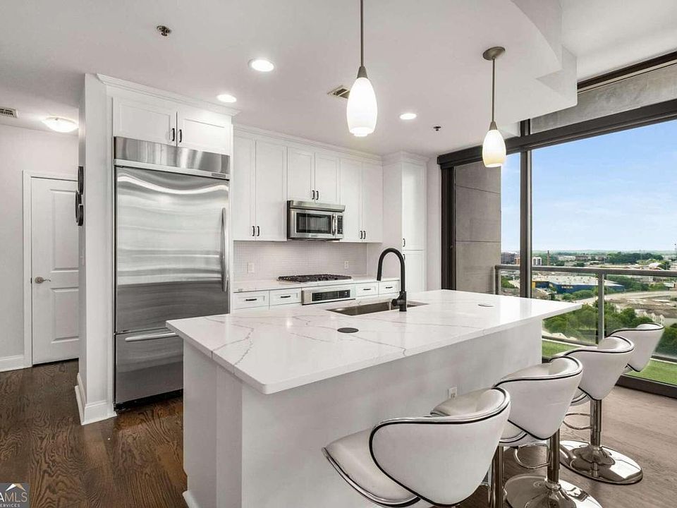 1st image of 270 17th St NW Unit 2212