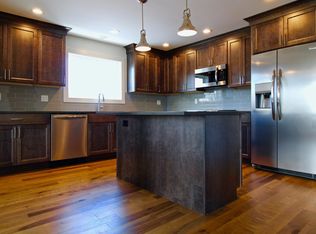 170 Courtland St #3, Providence, RI 02909