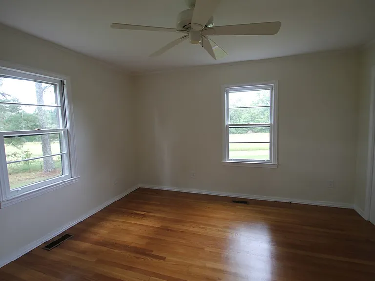 4828 Wh Borders Rd — Photo 6