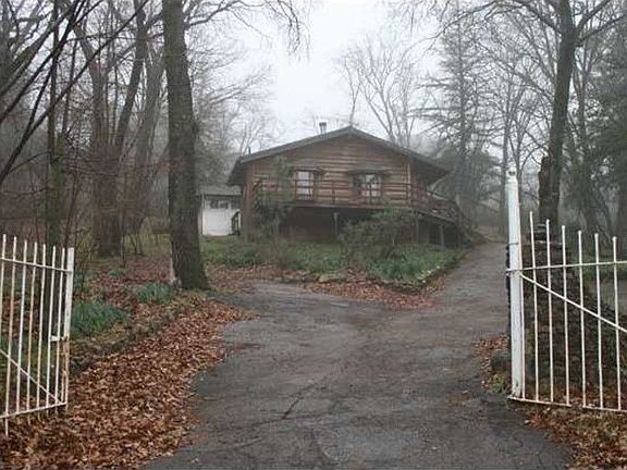 5th image of 3027 Blue Jay Dr