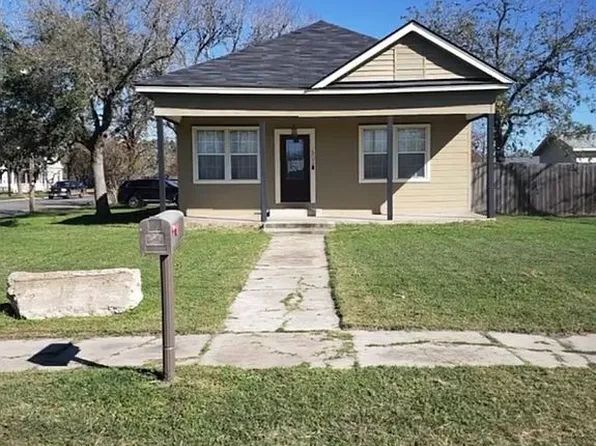 502 E Prairie St, Cuero, TX 77954