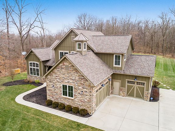5th image of 121 Glendalough Pl