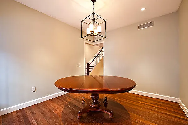 Rented by P.S. Burnham Inc. | media 3