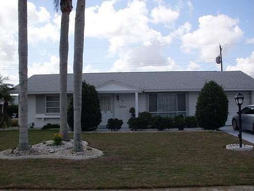 1st image of 718 Torrey Pines Ave