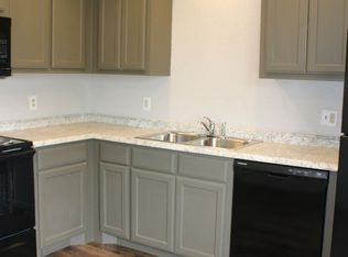 4030 Parkwoods Ln, Oklahoma City, OK 73110