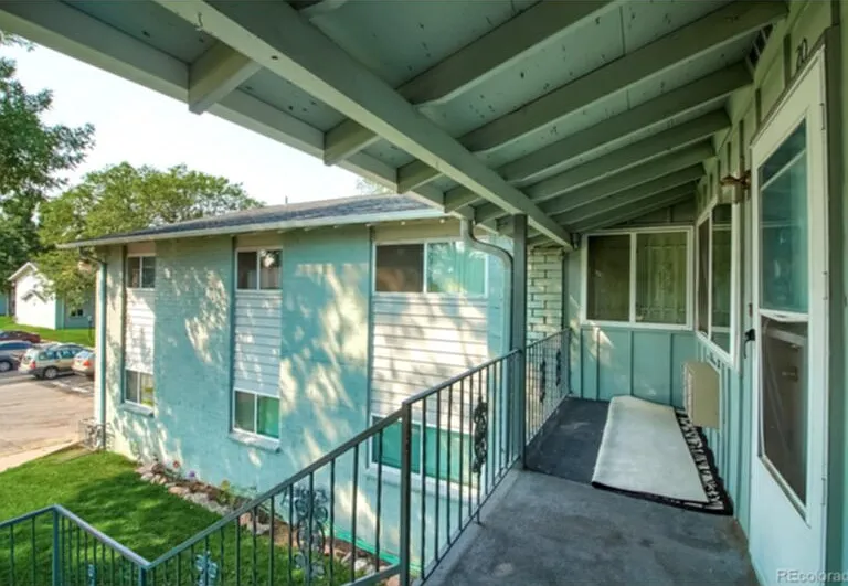 2515 S Sheridan Blvd #20 — Photo 4