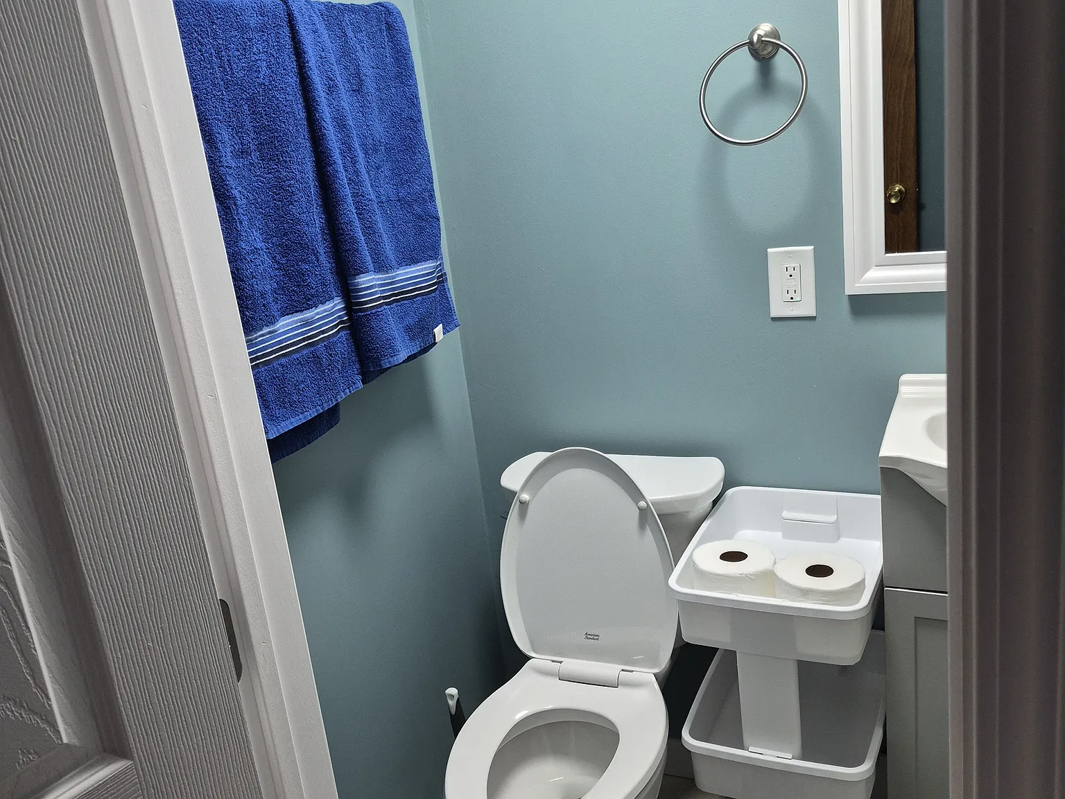 Studio, 750 sqft, $1,000 — Photo 2