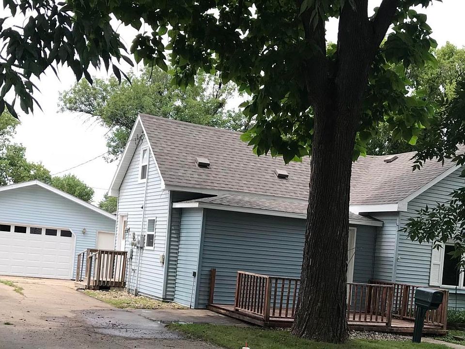 2nd image of 306 S Viola St