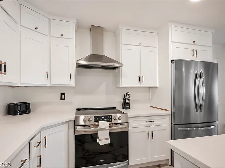 7435 Rogers St — Photo 18