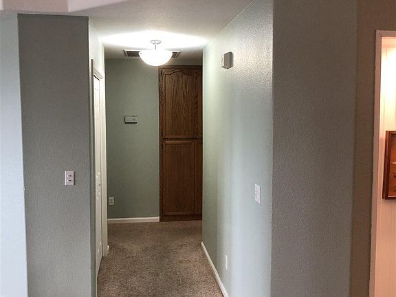 5th image of 1120 Cameron Way