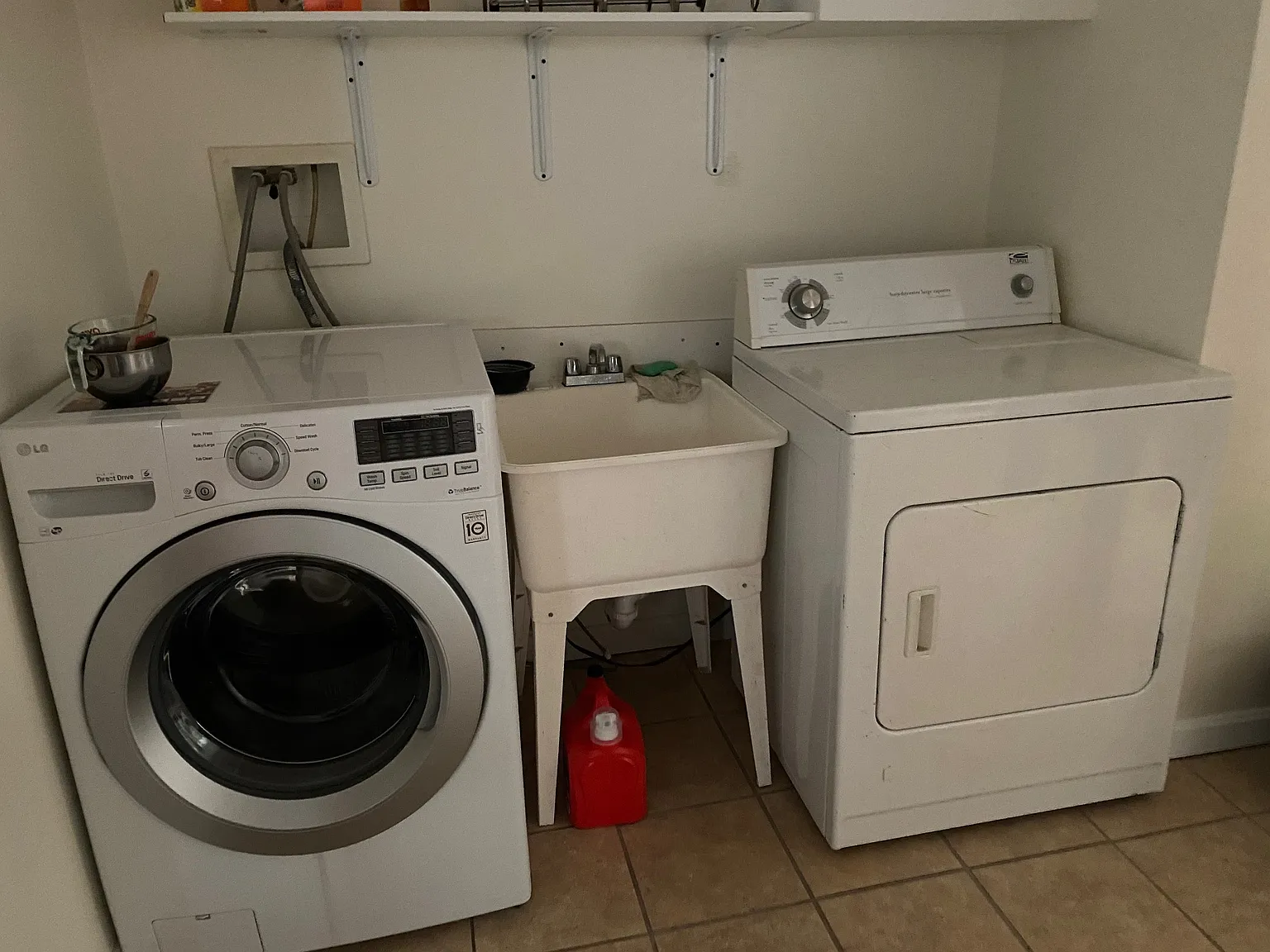 1 bed, 300 sqft, $1,400 — Photo 4