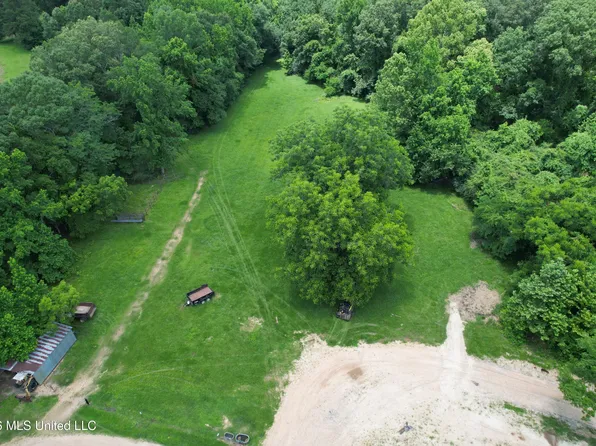 711 Turnbull Rd, Woodville, MS 39669