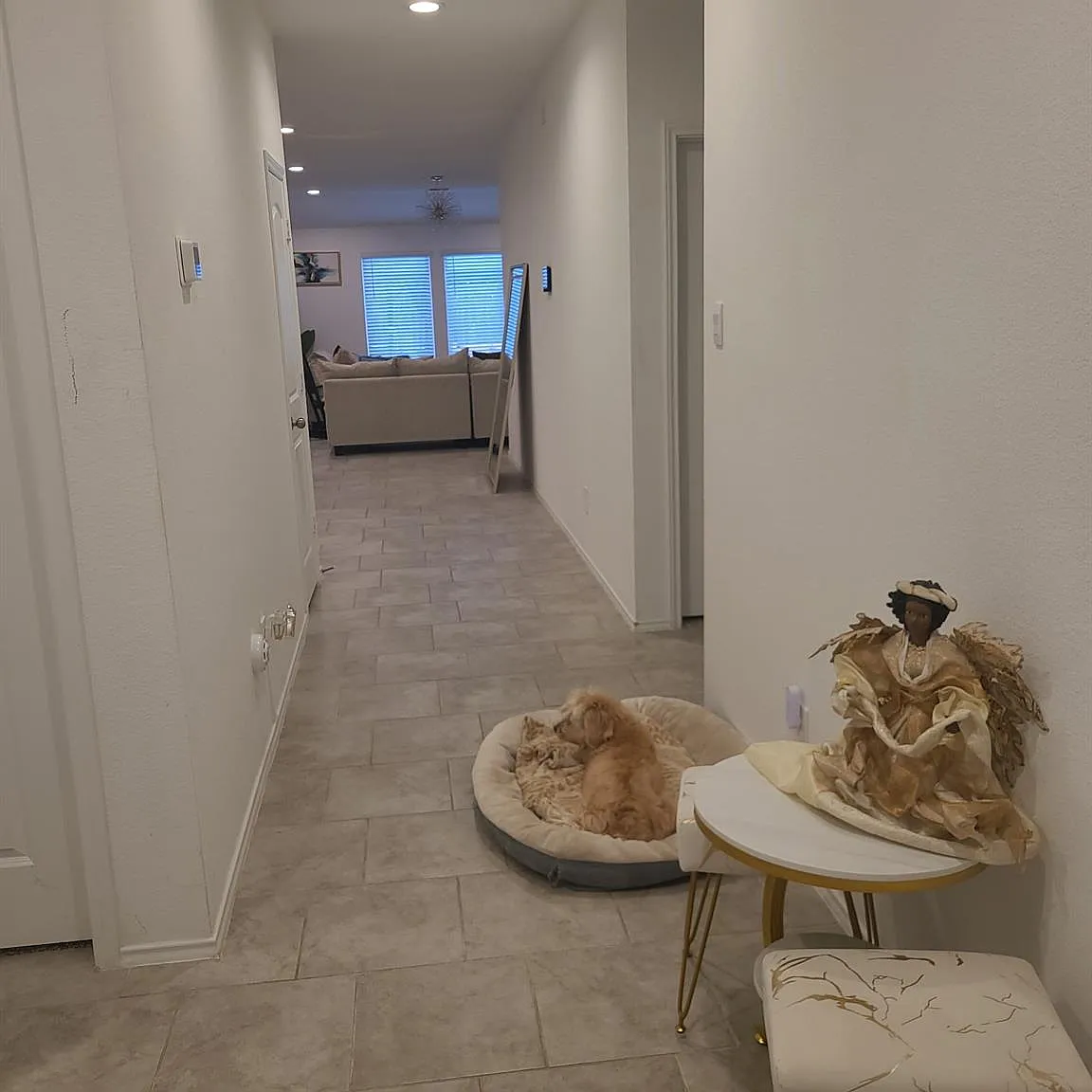 4 bed, 2.0 bath, 1826 sqft, $2,650 — Photo 2