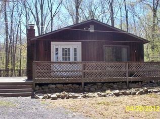 262 Decker Rd, Bushkill, PA 18324