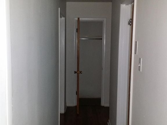 4th image of 3750 Ambler Ave